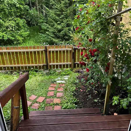 Hébergement de vacances Cosy House With Forest View *