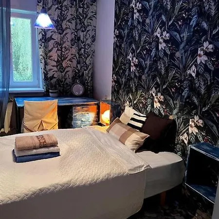 Cosy House With Forest View بيت للعطل Pyussi